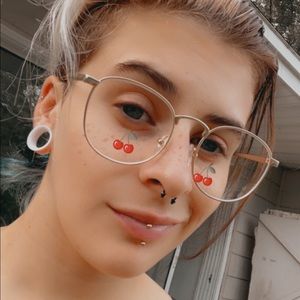 Meet your Posher, Riley